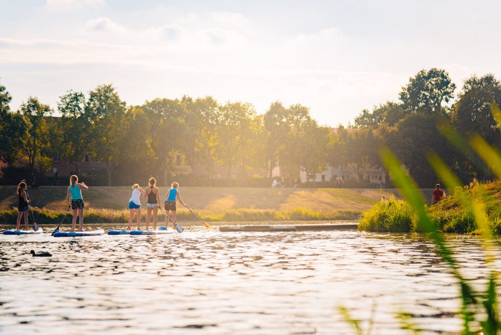 Ins Blaue SUP Werdersee Sunset Paddle 03 Ins Blaue SUP Werdersee Sunset Paddle 03